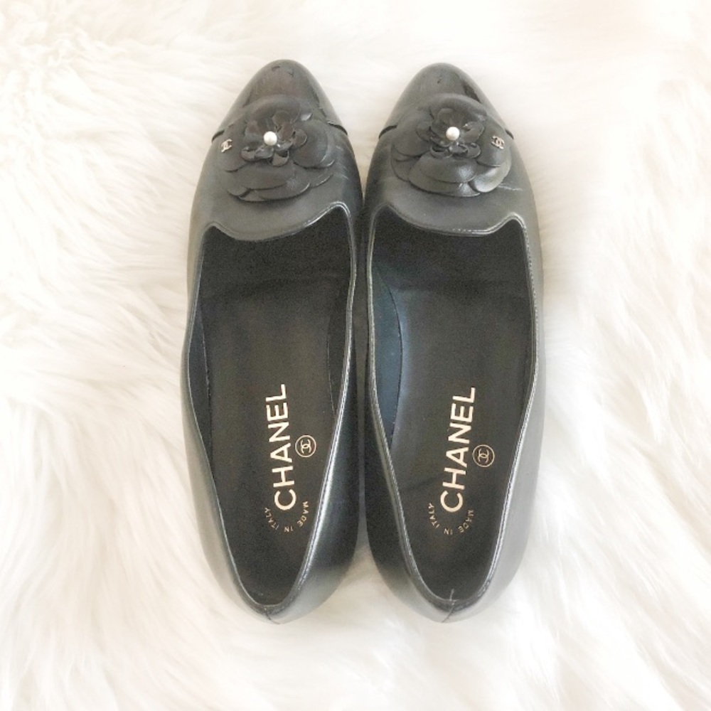 Chanel Camellia Cap Toe Flower Pearl Ballet Flats - Picture 2 of 10